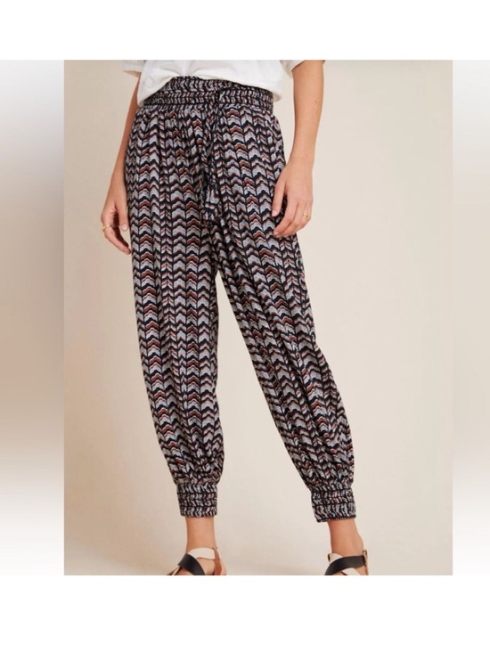 Anthropologie Pants - Anthropologie Black, Pink & White Chevron Joggers Boho Size Small